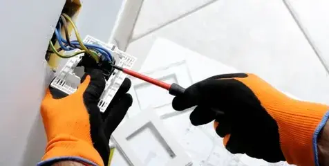 dépannage électrique à Bricqueville-sur-Mer - image 3