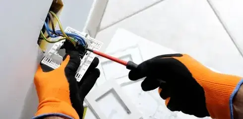 dépannage électrique à Saint-Denis-le-Gast - image 4