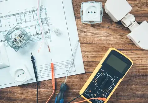 remise aux normes électriques à La Haye-Pesnel - image 2
